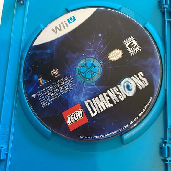 Wii games Skylanders Superchargers and LEGO the movie - Picture 2 of 5